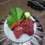 ろばた - 馬刺し