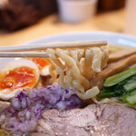 中華そば 千乃鶏 - 三河屋製麺　太縮れ麺