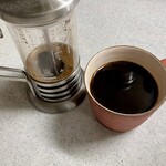 珈琲や - ブラックコーヒーで、いただきま-す