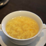 Kanton Ryo U Risui Ren Getsu - 枝豆と粒コーンのとろみスープ