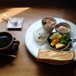 Ichi Du - ホットコーヒー（モーニングサービス付き）500円