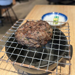 飯場 酒場 ニクノカタマリ - 熟成ハンバーグ