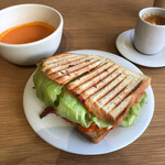 ブルーボトルコーヒー 清澄白河フラッグシップカフェ - 