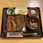 Sumibiyaki Unagi Higashiyama Bussan - 上重