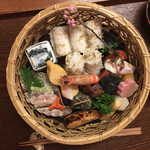 赤坂とゝや魚新 - たっくさん入ってる(*ﾟ∀ﾟ*)