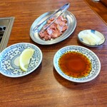 焼肉天国赤坂 - タレと肉とお新香