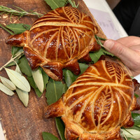 オトワ レストラン - パイ包みの焼き上がり！