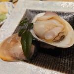 旬魚・鮨の店 あら浜 - 焼きハマグリ♪これまた美味しい!