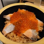 旬魚・鮨の店 あら浜 - はらこ飯♪