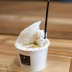 GELATO&CAFFEいざわ苺園 - 2022.4 Trioプレミアム（570円）