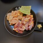 新家 - 親鶏2人前とむね肉1人前