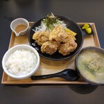 新家 - からあげ定食ランチ(小)