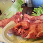 もつ焼 まるい - 黒たん刺し