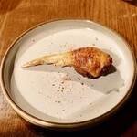 レストランユニック - ブーダンノワールを詰めた鶏手羽先のフリットハーフ1,100円