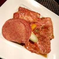 叙々苑  横浜スカイビル店 - 吟味ランチの肉