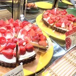 A la campagne - 店内　ショーケース