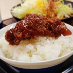 かつや - 辛出汁チキンカツ定食759円 ご飯・とん汁(小)付