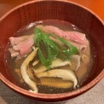 馳走 啐啄一十  - 【写真⑰】榊山牛(サーロイン)、原木椎茸(岡山県美作産)の出汁しゃぶ