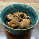 季節一品料理 藤原 - とり肝煮　500円