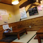 さくら野 - 内観（お座敷は二卓）