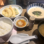 やよい軒 - 静岡とろろ汁と天ぷらの定食