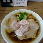 煮干拉麺 小烏丸 - 黄金鶏醤油らぁ麺