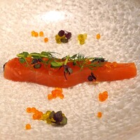 テストキッチンエイチ - 信州サーモンのマリネ　２種類のキャビア