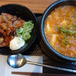 カルビ丼とスン豆腐専門店 韓丼 - 