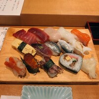 鮨政 西口店 - にぎり大盛（13貫） 税込1100円