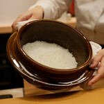 美会 - 土鍋で炊かれたジャスミン米は粒立ちよく
