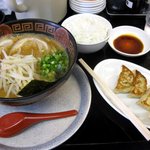 くるめラーメン - 味噌らーめん餃子セット