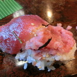 誠寿司 - 子供の分の「マグロ丼」の残りも食べて・・・・。