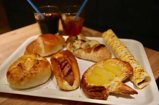 VIE DE FRANCE Howaiti Umeda Ten