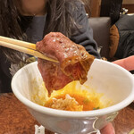 焼肉 スタミナ苑 - リブロース
      卵黄付き