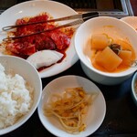 アジヨシ - 焼肉定食(税込1,100円)
