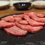 焼肉 ジャンボ - 