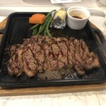 ステーキレストラン菱屋海賊船 - 