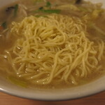 中華ハウス 山岸 - タンメンの麺