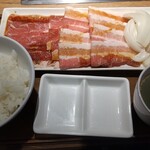 Yakiniku Raiku - 