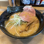 恵比寿商店 - 元祖竹麓白味噌ラーメン