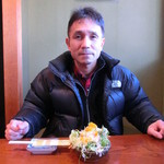 誠寿司 - ランチのサラダは・・・このボリューム!!!笑うしかないって（＾＾；