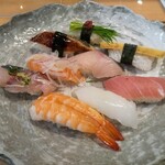 Kaitensushi Sushimaru - 握り寿司セットの寿司