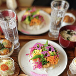 キッチン 鳶色 - 