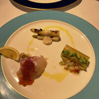 銀座ブルーリリー ステーキ＆チャイニーズレストラン - 