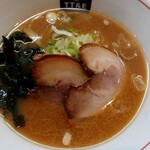 TT&E - 復活の豚骨醤油ラーメン(750円税込)