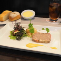 ラシーヌ - パテ・ド・カンパーニュ