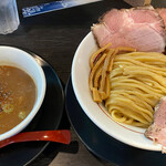 Tonkotsu Chuukasoba Gantare - つけ麺 300g 肉増し
