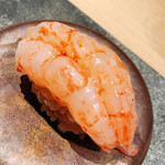 Sushi Karasu - シマ海老です。噴火湾産です