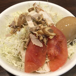バーミヤン - 料理写真:たっぷりキャベツの中華サラダ