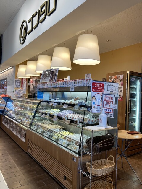 ゴンタロー 天王店（二田）- 秋田の人気ケーキ店で絶品スイーツを堪能